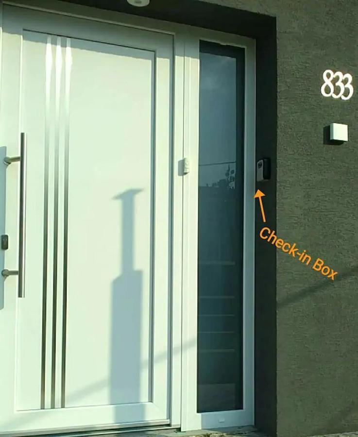 Slnecny Apartmanovy Dom Oslany Exterior photo